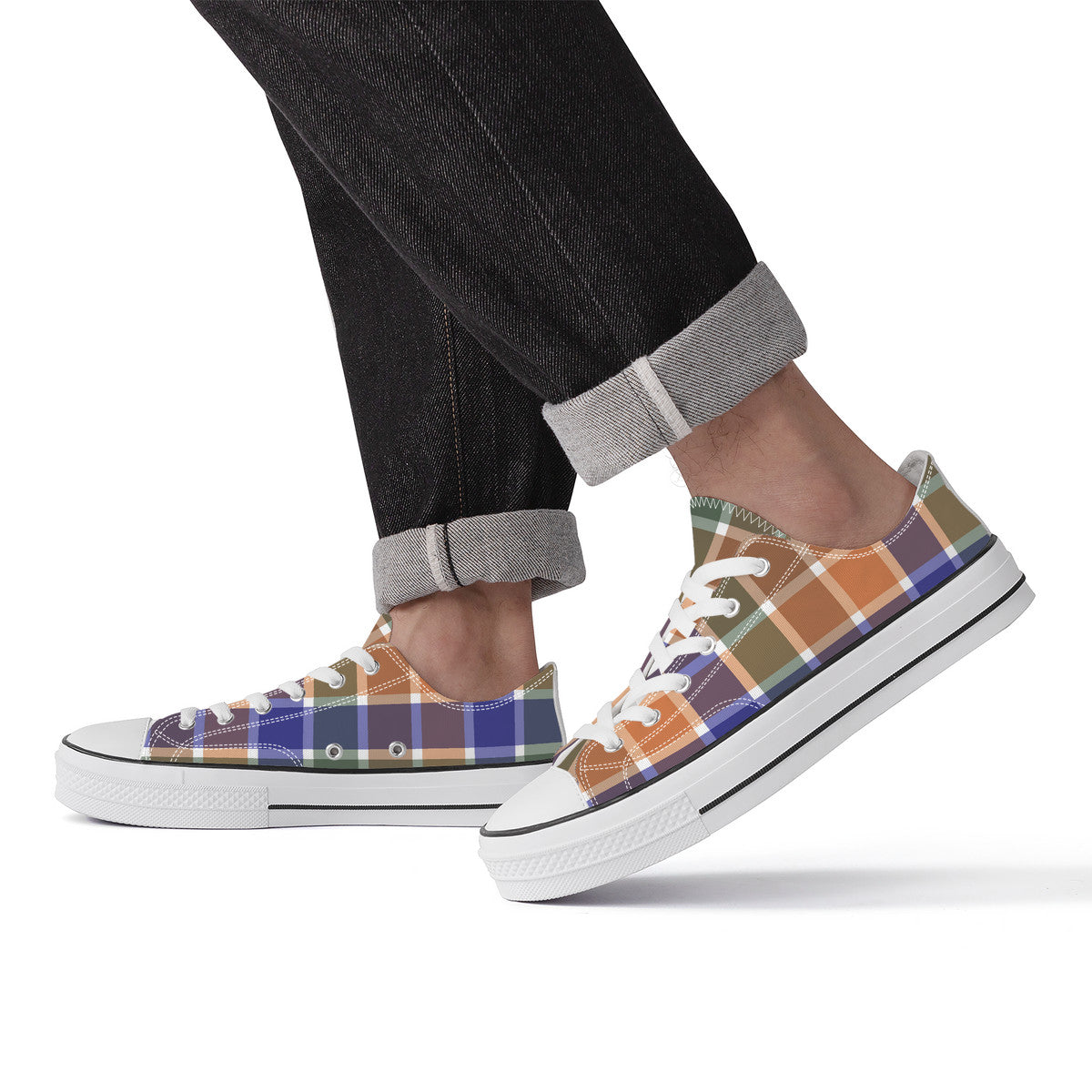 SF_S62 Unisex Classic Low Top Canvas Shoes - White